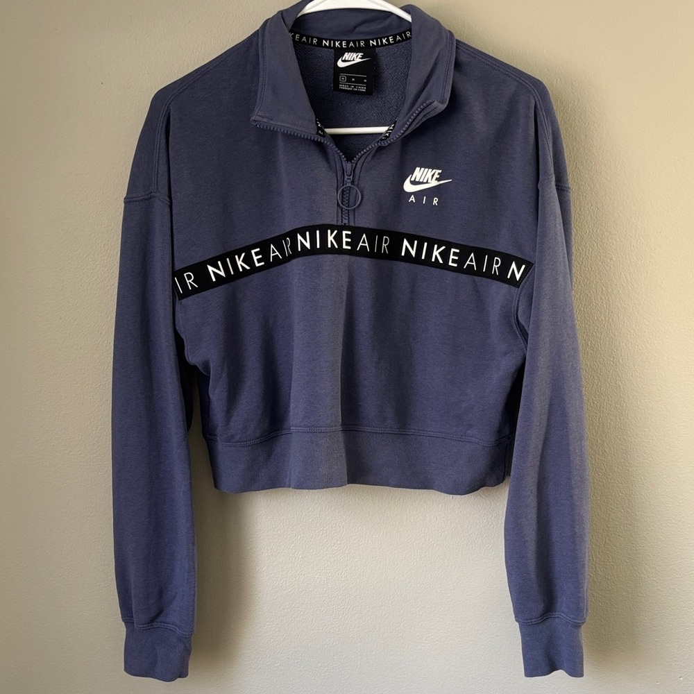 Nike Women's Light Navy Blue Cropped Hoodie